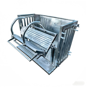 Sheep Handling Crate