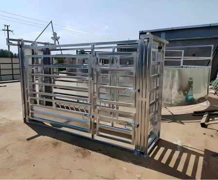 Heavy Duty Galvanized Cattle Sliding Gate for Dairy Farm Cow Handling Equipment